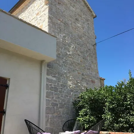 Old House Apartment