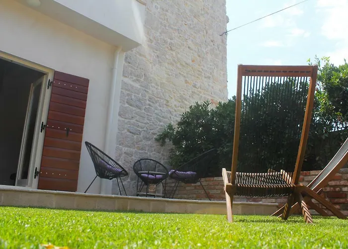 Old House Свети-Филип-и-Яков